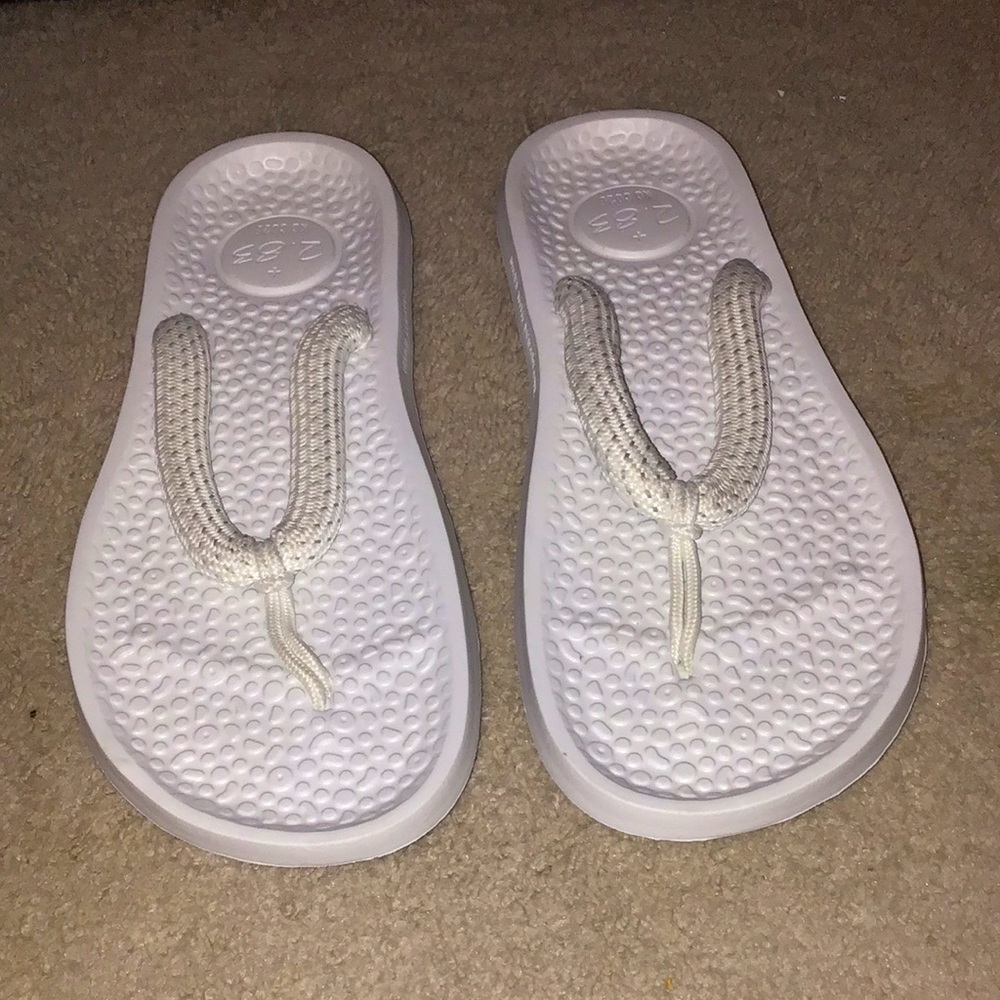 Allbirds White Flip Flops sandals